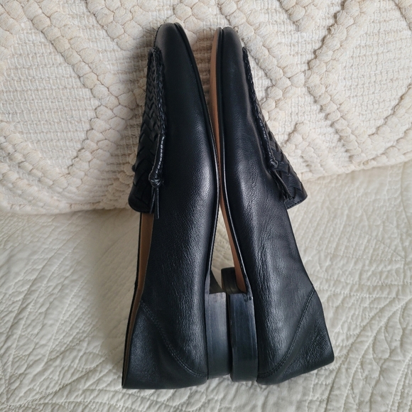 Sold❗Veronica Beard Anica Woven Leather Loafer - Picture 6 of 9